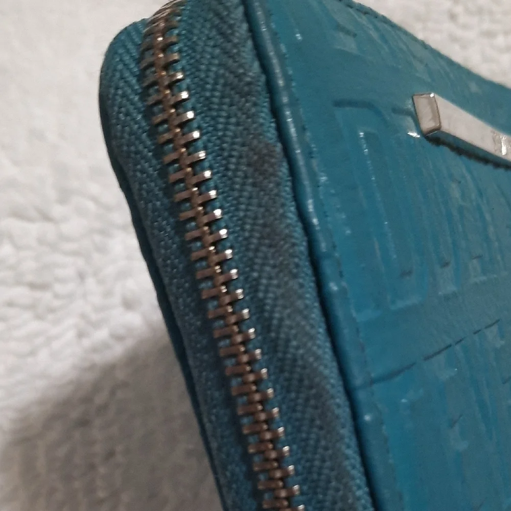 Steve Madden chic teal